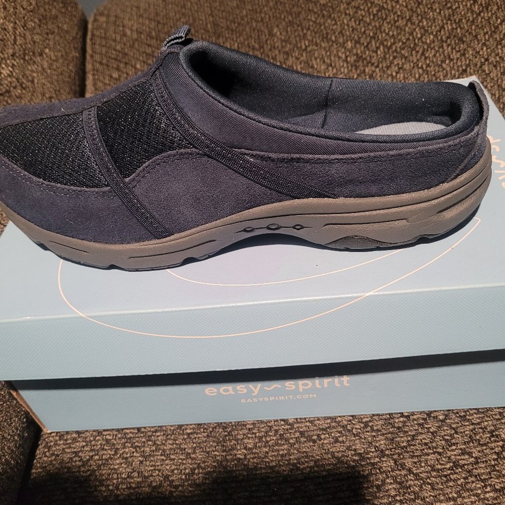 Easy spirit shoes